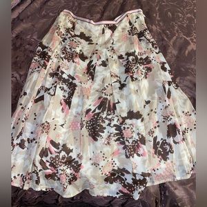Liz & Co brown, cream and pink floral Skirt. Size 6